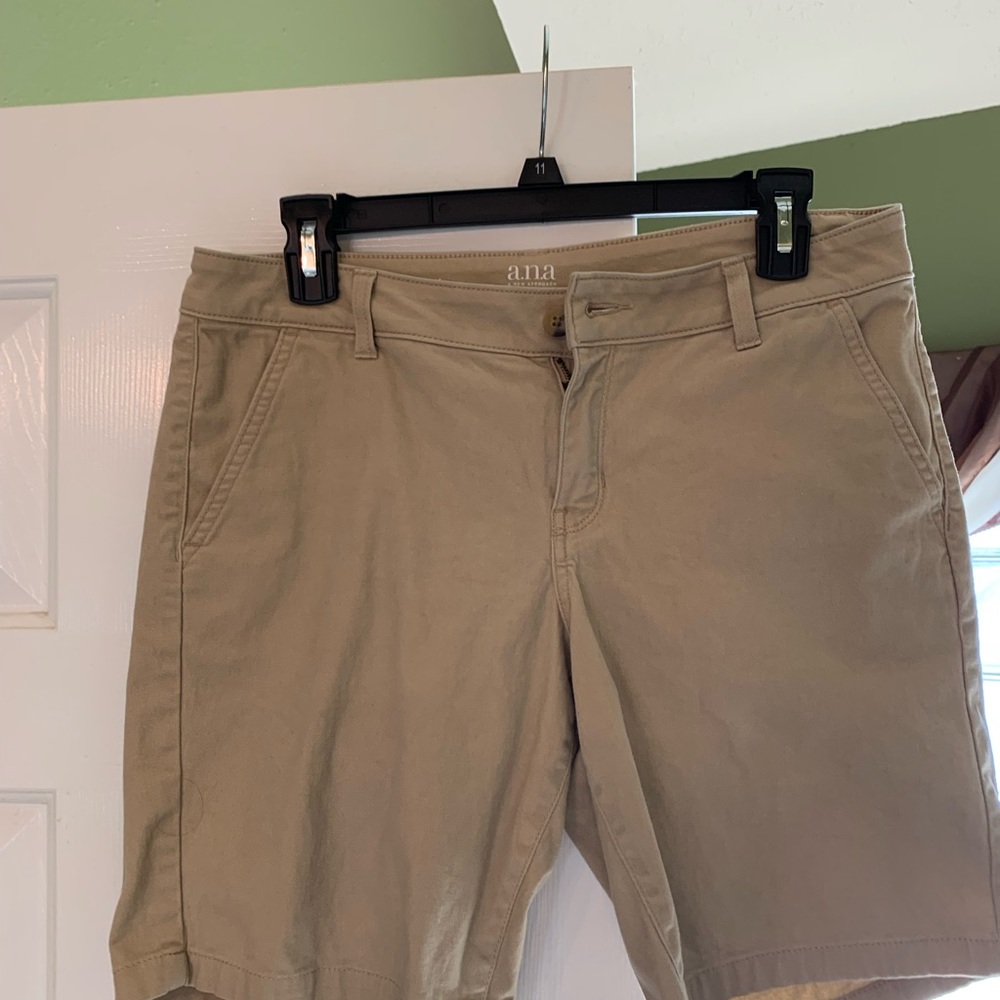 Anna chino shorts 7”